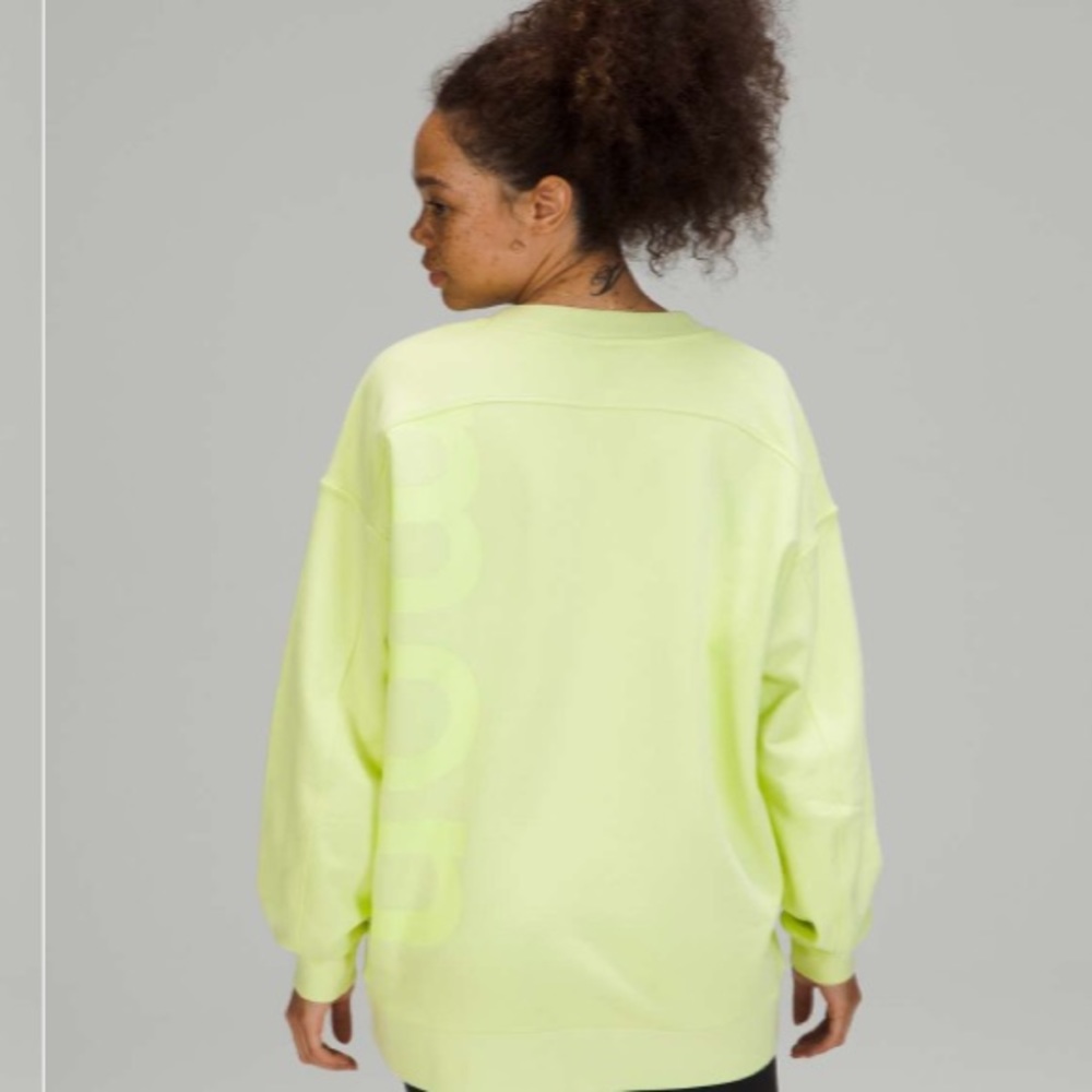 🫧 Lululemon Perfectly Oversized Crew Logo - Crispin Green